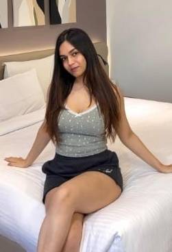 Patna escort in hotel